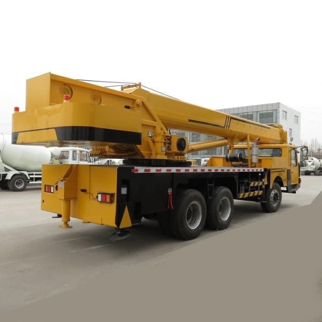 China Manufacturer 30 Ton Mobile Truck Crane with Good Price