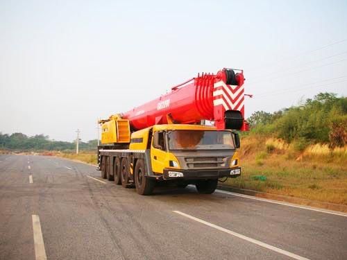 160ton Hydraulic Boom Mobile Truck Crane Stc160 for Denmark