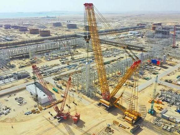 Xgc85 85 Ton Hoisting Machine Telescopic Boom Crawler Crane Price