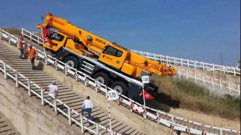 XCMG 60 Ton All Terrain Crane Xca60e Truck Crane