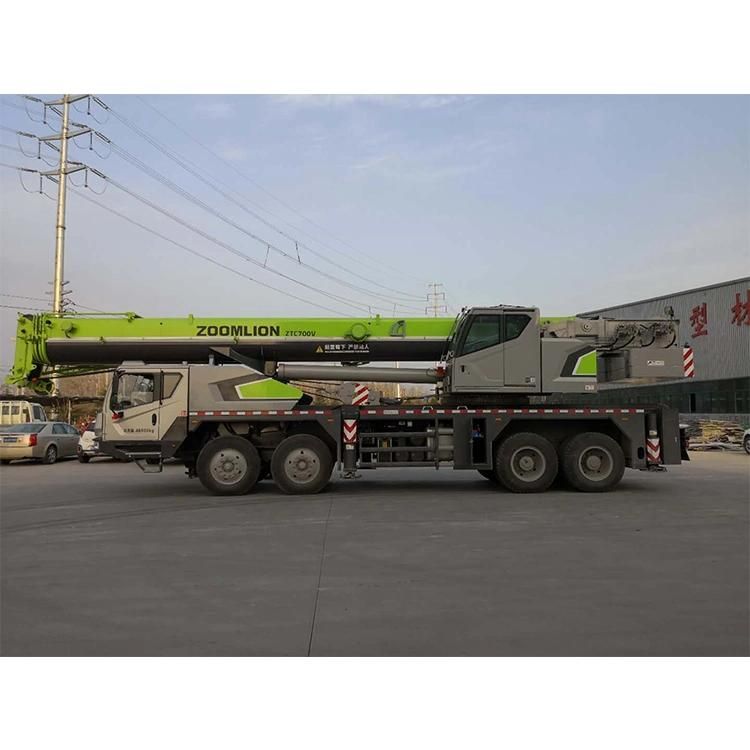 Zoomlion 70ton Mobile Truck Crane Ztc700V552 Big Discount