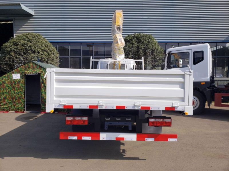 3tons Dongfeng 4X2 Truck with Mobile Cranes Heavy Duty Crane Truck Mounted Straight Telescoping Boom Crane