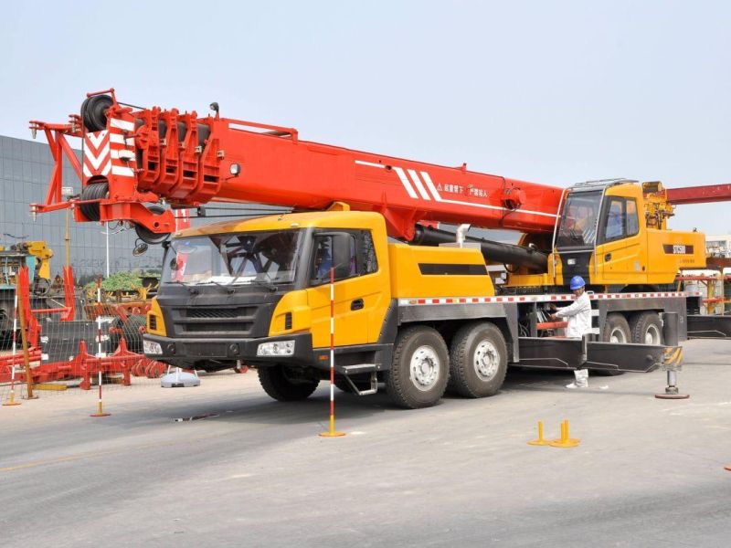 China Brand 50 Ton Lifting Truck Crane Stc500 in Kenya