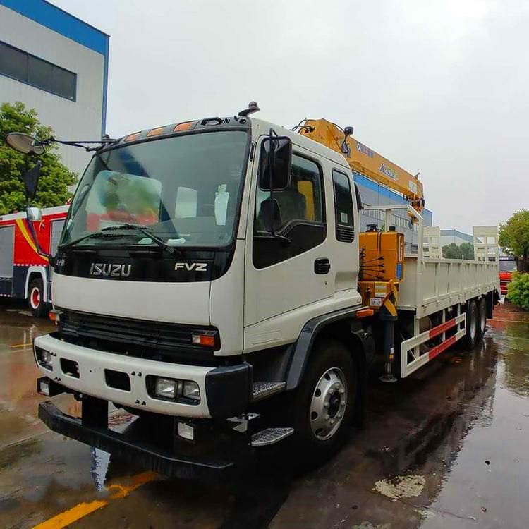 Japanese Brand 4X2 Brand Equipment Construction Material Transport 8tons Truck Mounted with Telescopic Boom Crane