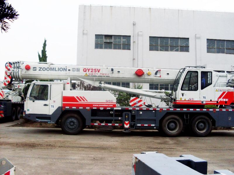 Zoomlion Qy70V552 70ton Mobile Truck Crane with Cheap Price