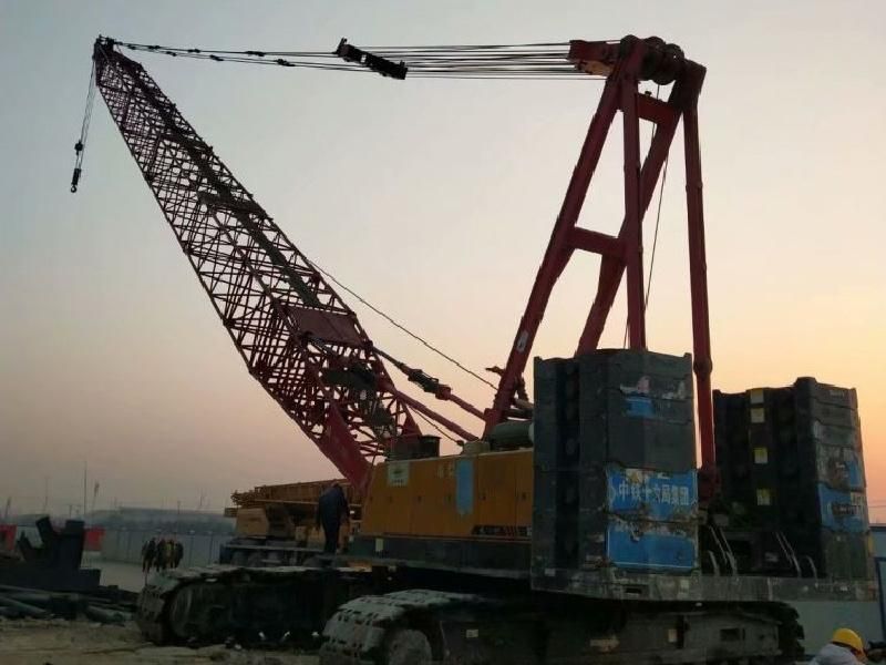 260 Ton Hoisting Machinery Lattice Boom Crawler Crane Scc2600A