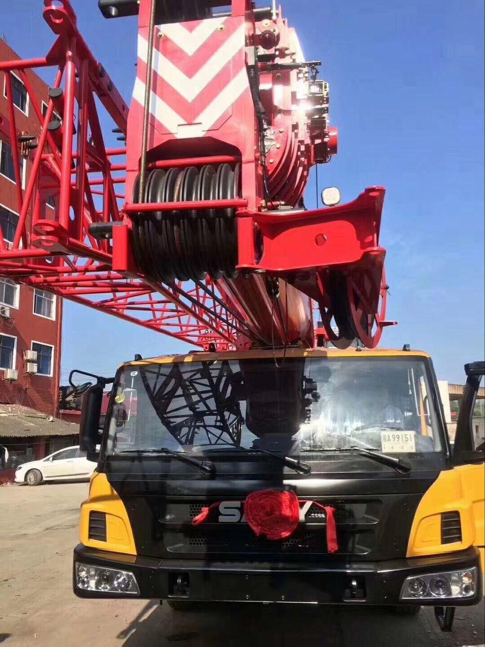 Factory Price Hoisting Equipment 260 Ton Xgc260 Crawler Crane 260t