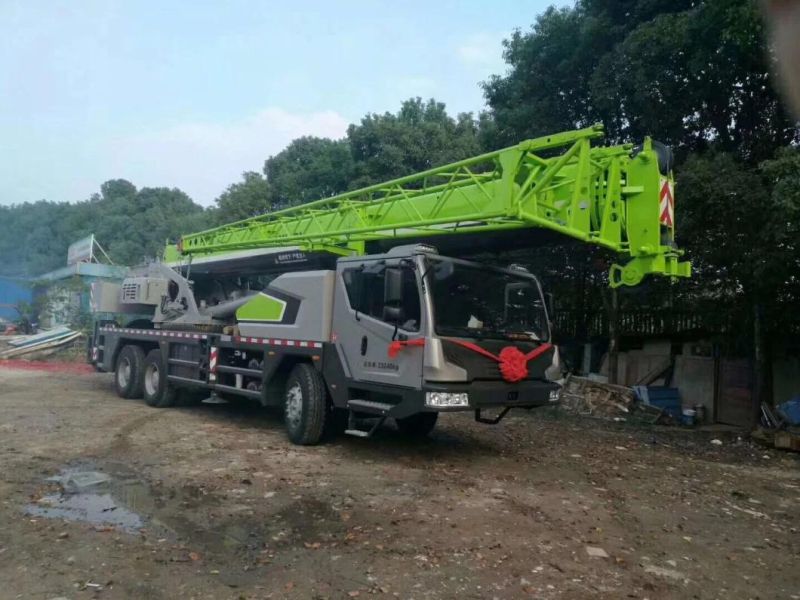 Zoomlion Hot Sale Truck Crane 30 Ton Ztc300V532