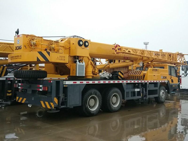 Xct100 100ton Mobile Crane Truck Crane for Sale