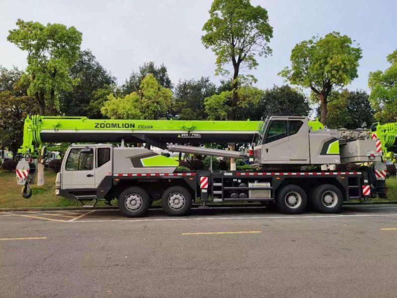 Right Hand Drive 55 Ton Zoomlion Truck Crane (ZTC550R532)