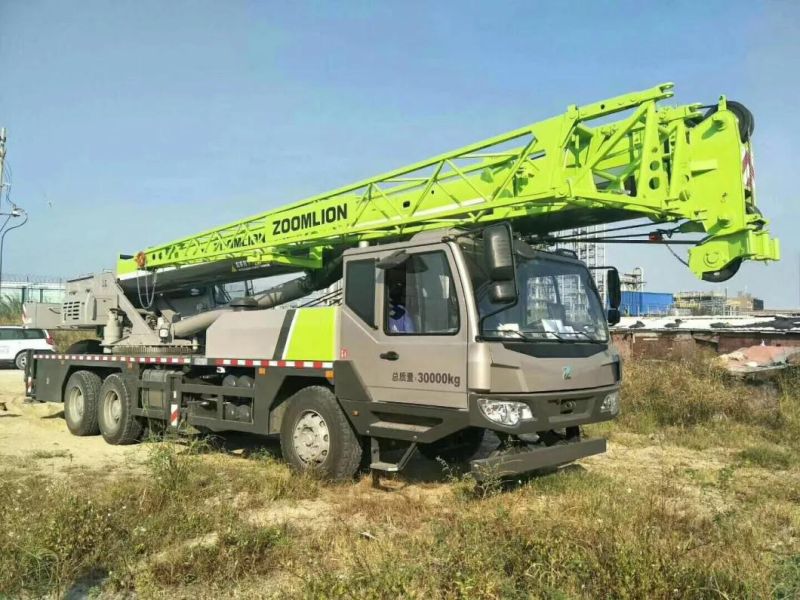 2020 New 200ton Zoomlion All Terrain Crane for Sale (ZAT2000)