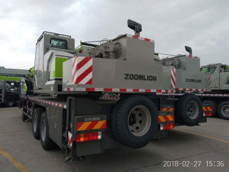 25 Ton Zoomlion Truck Crane with Best Quality Hydraulic System Ztc251V451