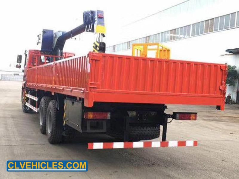 Shacman 10 Wheeler 14 Ton New Telescopic Boom Truck Mounted Crane