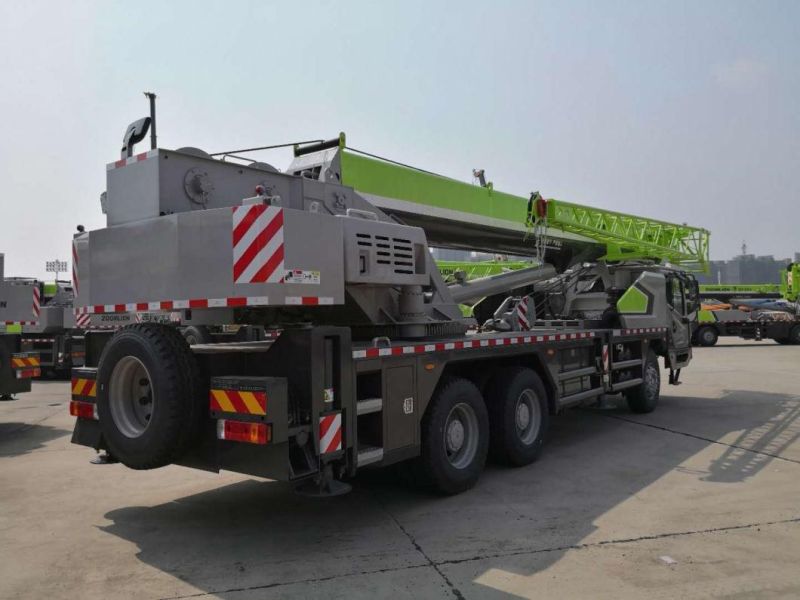 Zoomlion 25ton Mobile Truck Crane Ztc251V451 Hydraulic Crane with 5 Section Boom