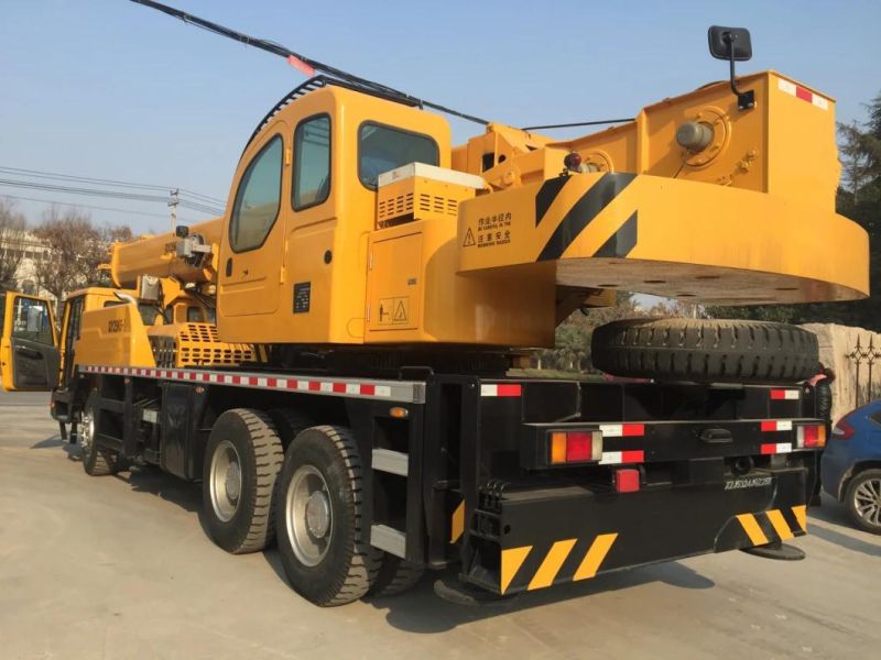 High Efficiency and Energy Conservation 25 Ton Truck Crane