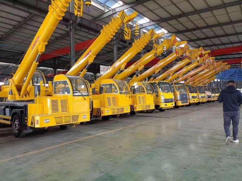 Crane Manufactured Factory Price 7-12ton Telescopic Boom Truck-Mounted Crane