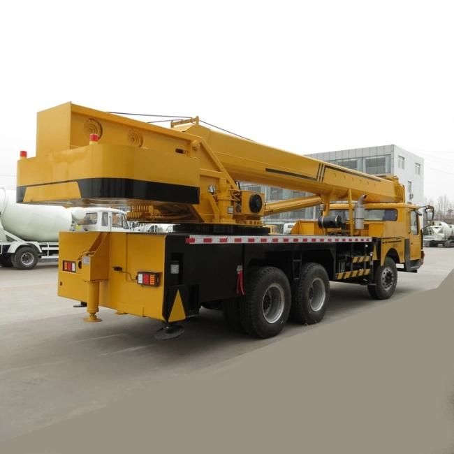 China Manufacturer 30 Ton Mobile Truck Crane