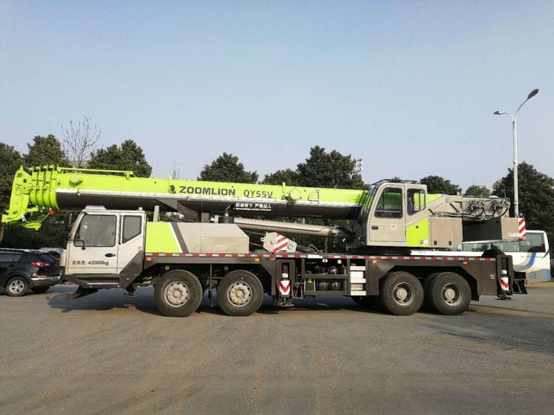 Chinese Zoomlion Hydraulic Truck Crane 50ton Qy55V Sale in Ukraine
