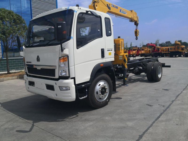 Sinotruck 4X2 Light Straight Arm Telescopic Boom Crane Truck