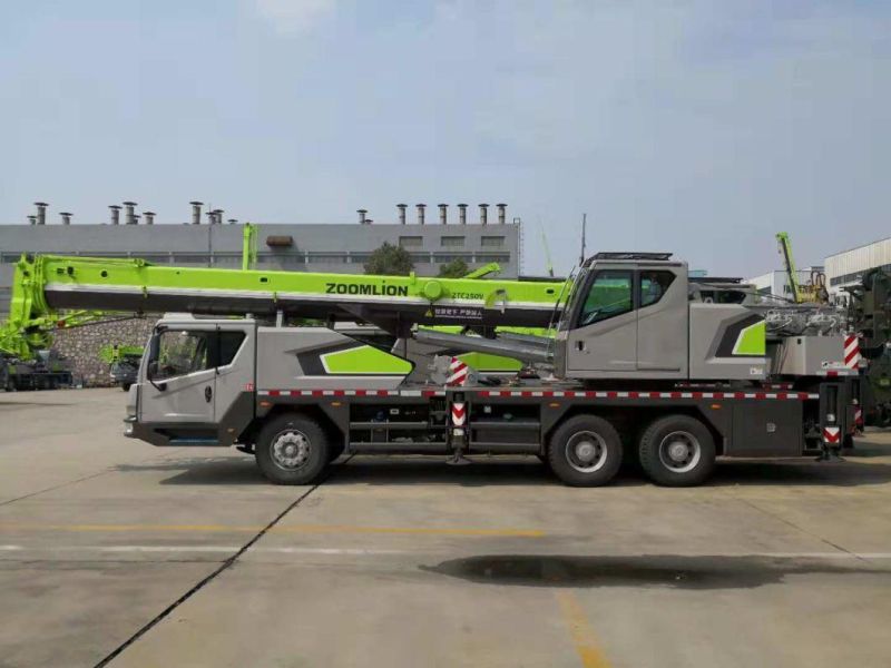 25 Ton Zoomlion Truck Crane with Best Quality Hydraulic System Ztc251V451