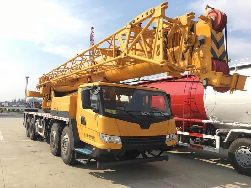 Xuzhou Factory 25 Ton Truck Cranes Qy25K-II with Factory Price