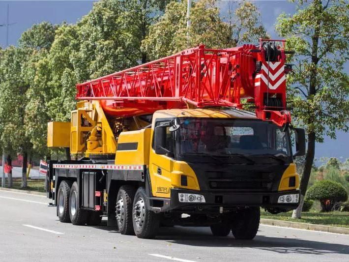 Truck Crane 60t Mobile Truck Crane 58m Lifting Height Stc600t5